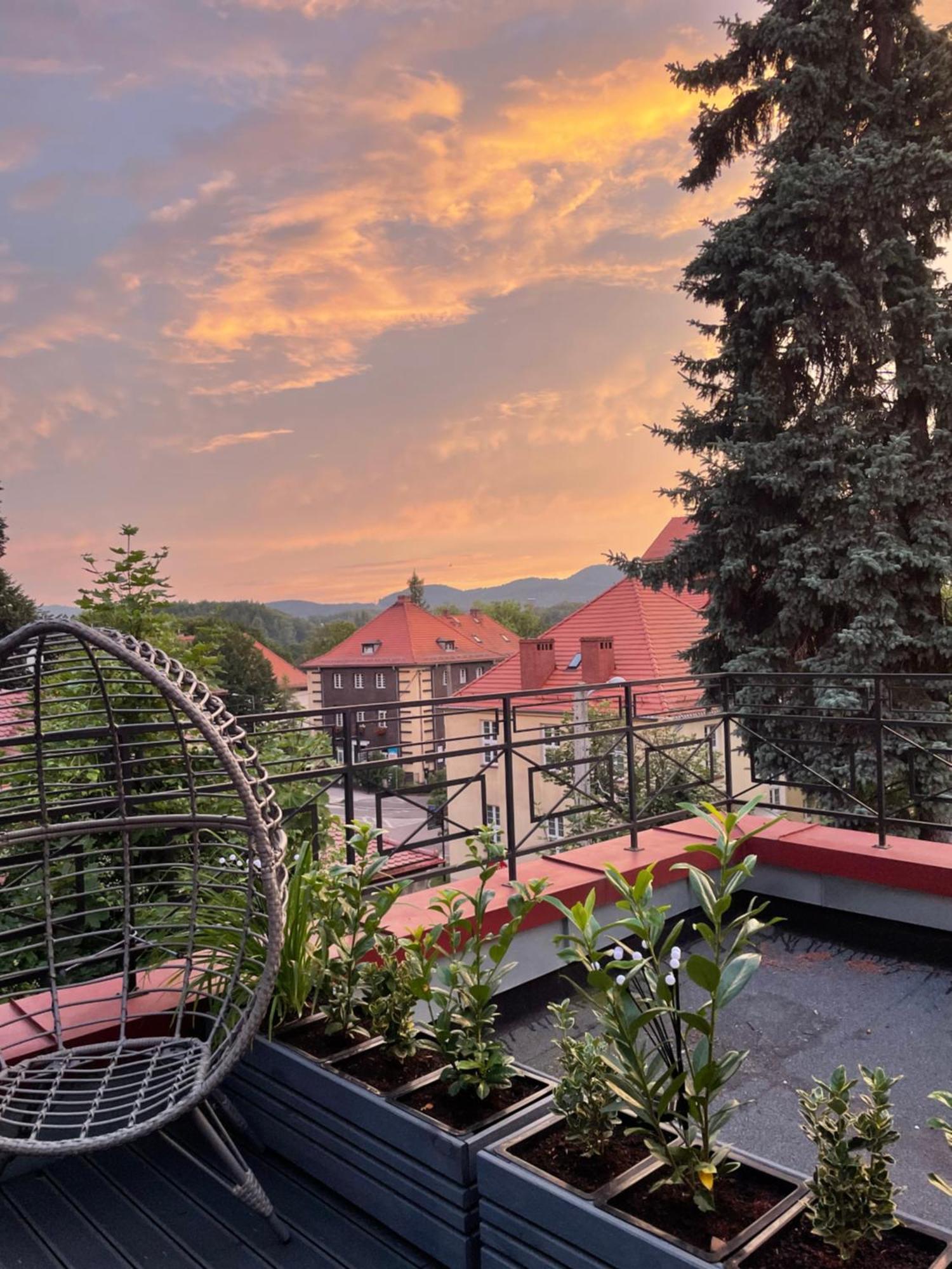 Apartamento Szmaragdowa Sowa Wałbrzych Exterior foto