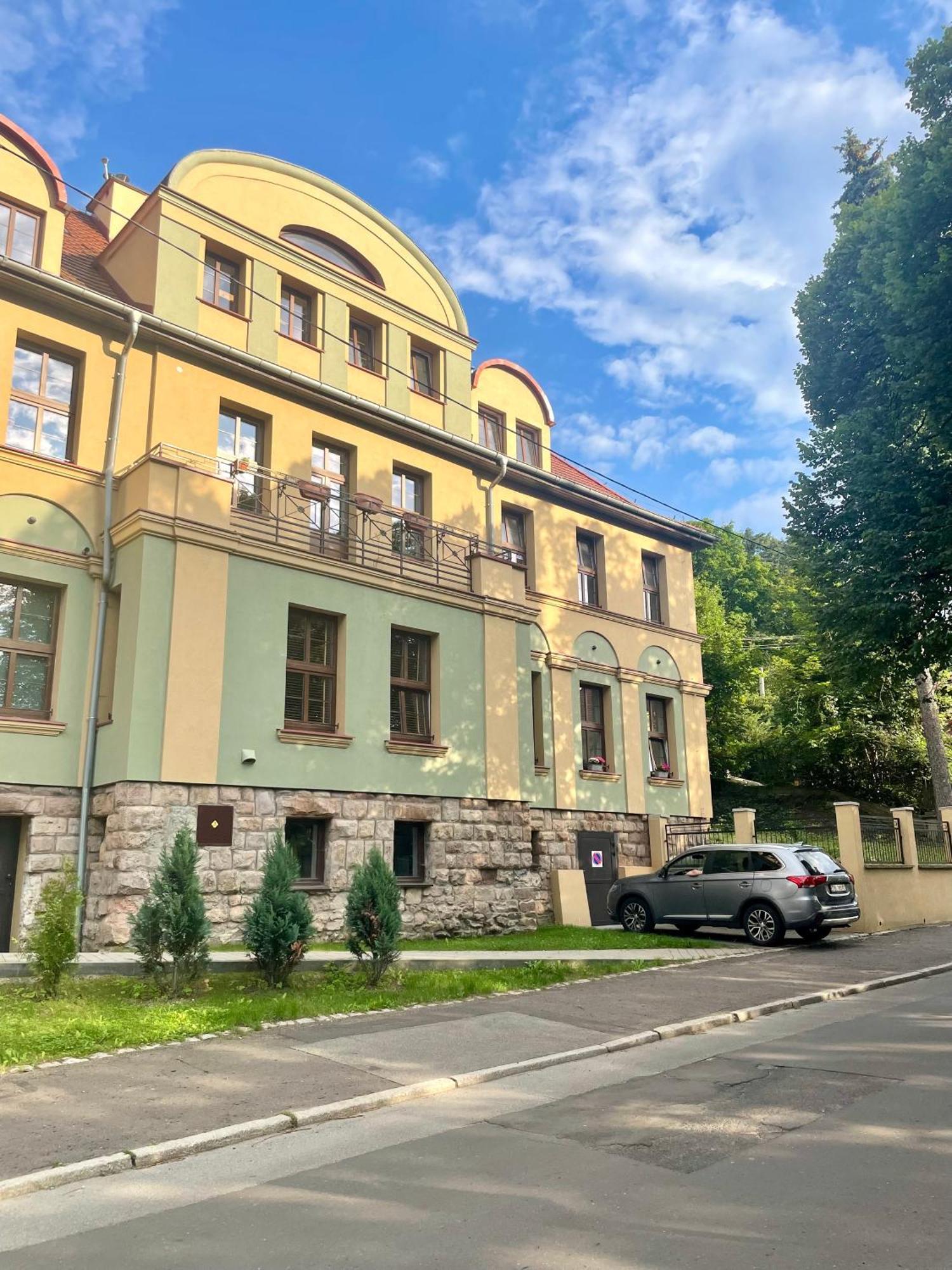 Apartamento Szmaragdowa Sowa Wałbrzych Exterior foto